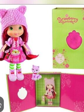 2010 SDCC Hasbro Strawberry Shortcake Custard Doll Exclusive New Sealed NIB